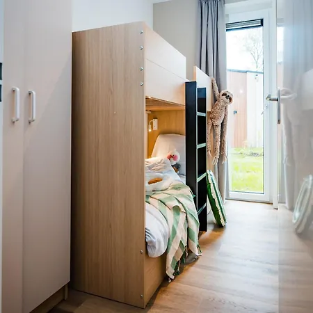 In Veluwe With Veranda, Cleaning Included Holiday home *