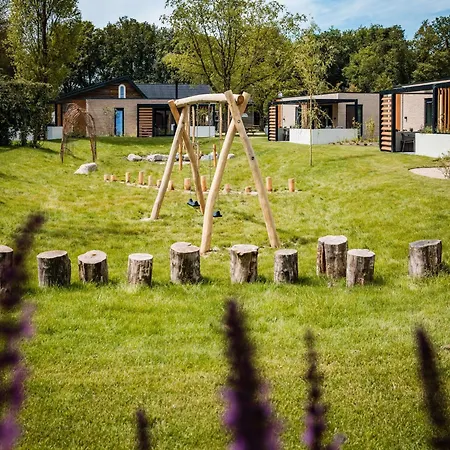 Holiday home In Veluwe With Veranda, Cleaning Included *